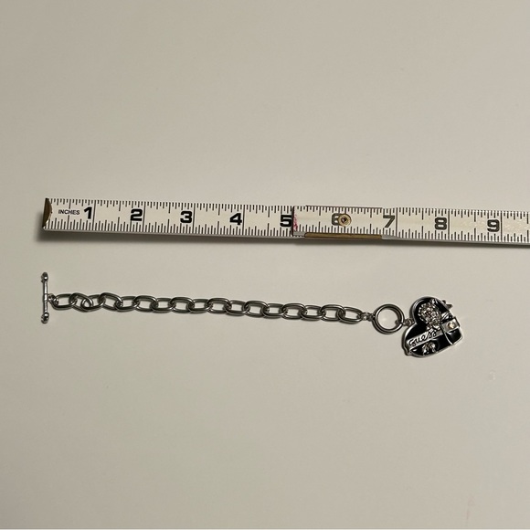 VINTAGE Guess - Black Enamel Heart Charm Bracelet - Picture 6 of 6